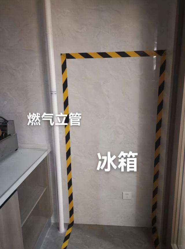 阳台通风窗户装修效果图_半截阳台窗户怎么装修_阳台窗户装修效果图